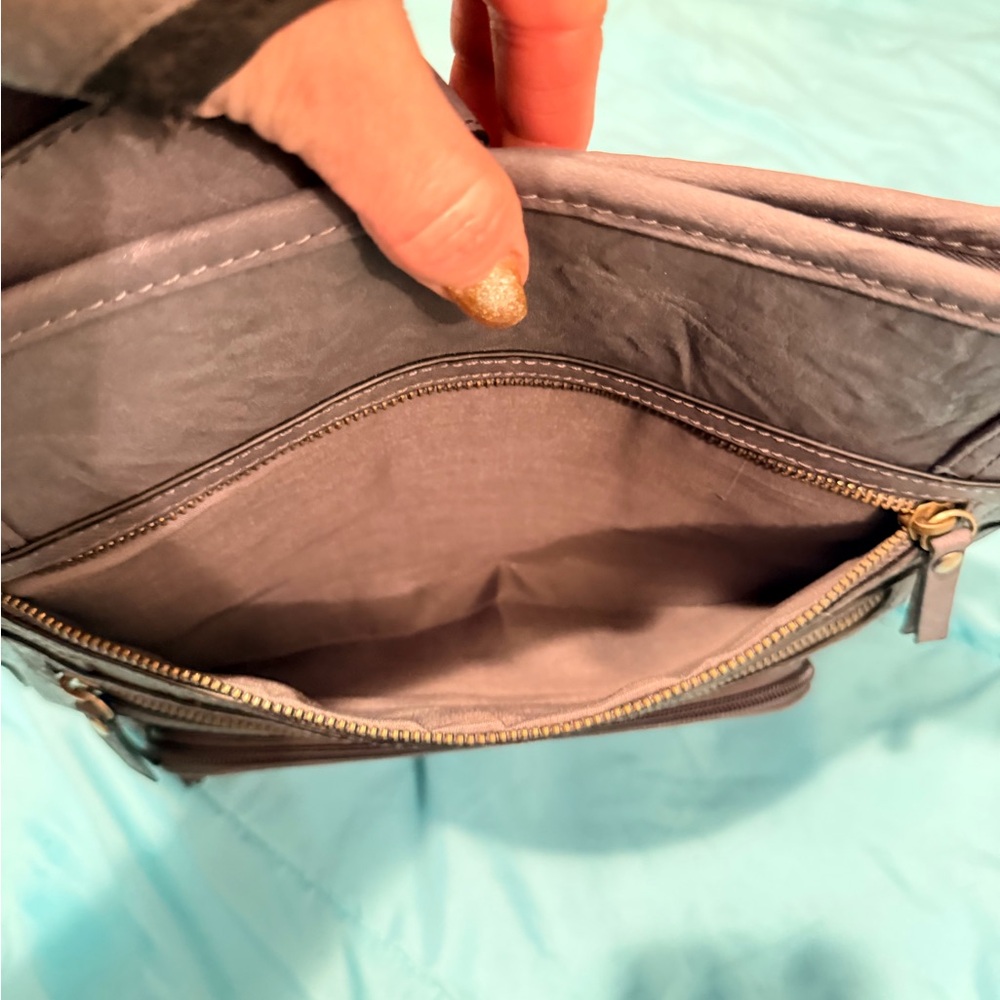 Bueno Slate Crossbody Bag - Picture 11 of 16